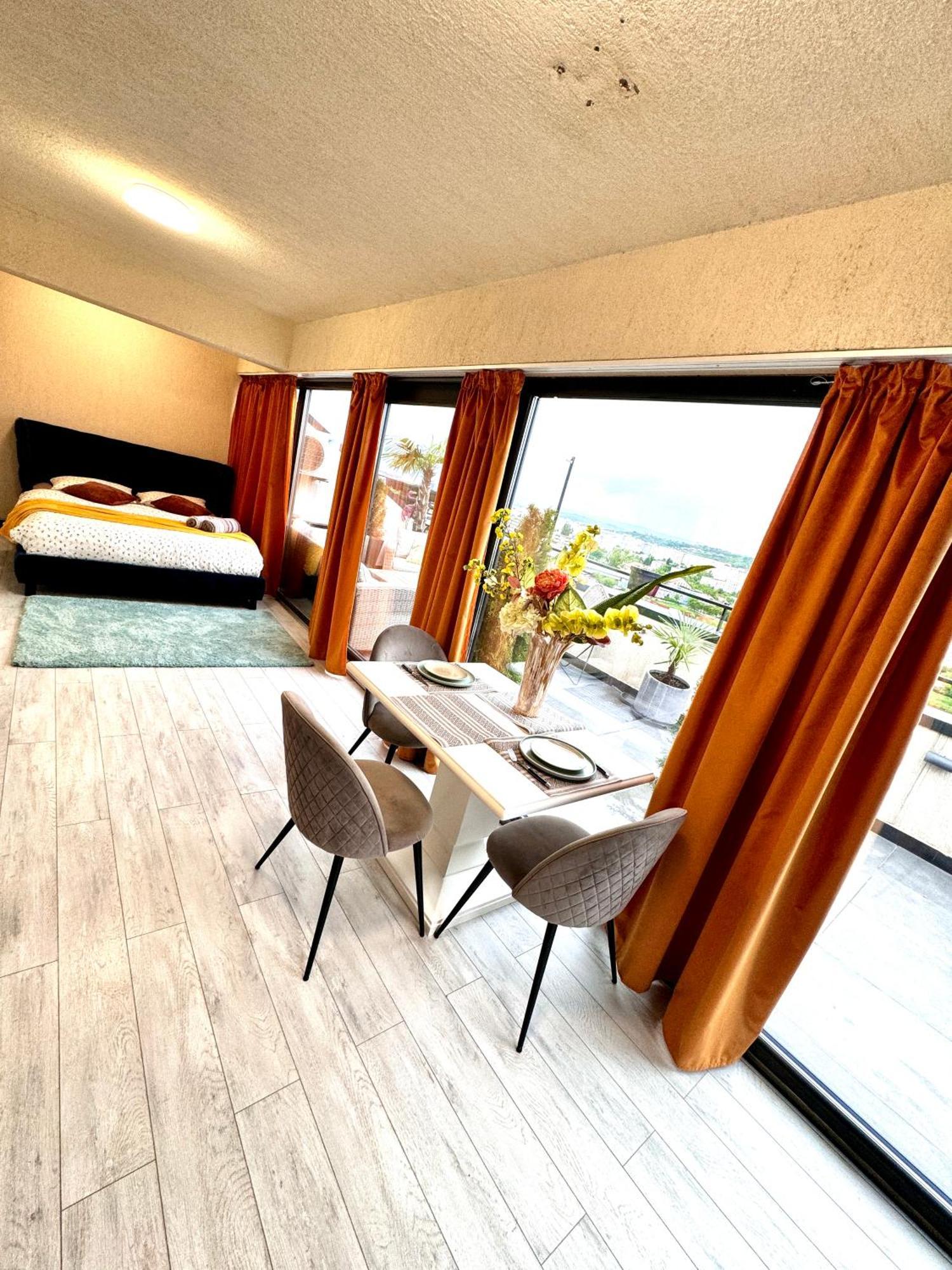 דירות Penthouse Exclusive View , יאשי מראה חיצוני תמונה